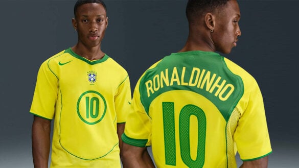 Camisa Brasil Reedição Total 90 2004 - Ronaldinho