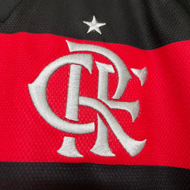 Camisa do Flamengo Feminina - 2024/2025 + Patch de Campeão da Copa