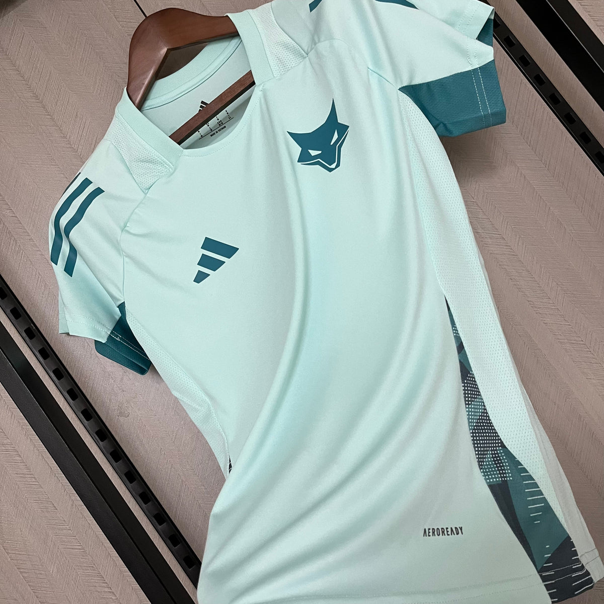 Camisa do Cruzeiro Treino Feminina 2025/26 - Azul Turquesa
