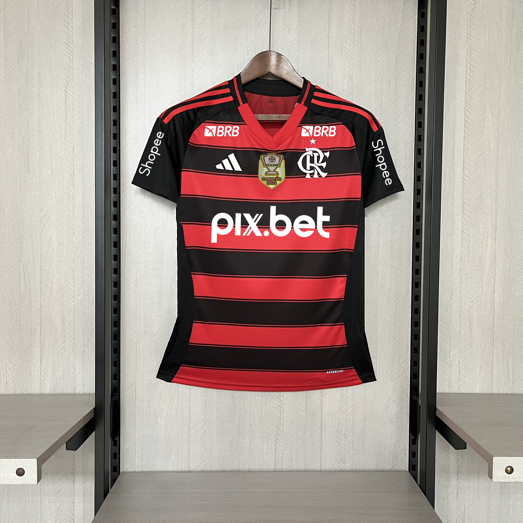 Camisa Flamengo Feminina Home 2025/26 - Patrocínios e Patch Copa do Brasil