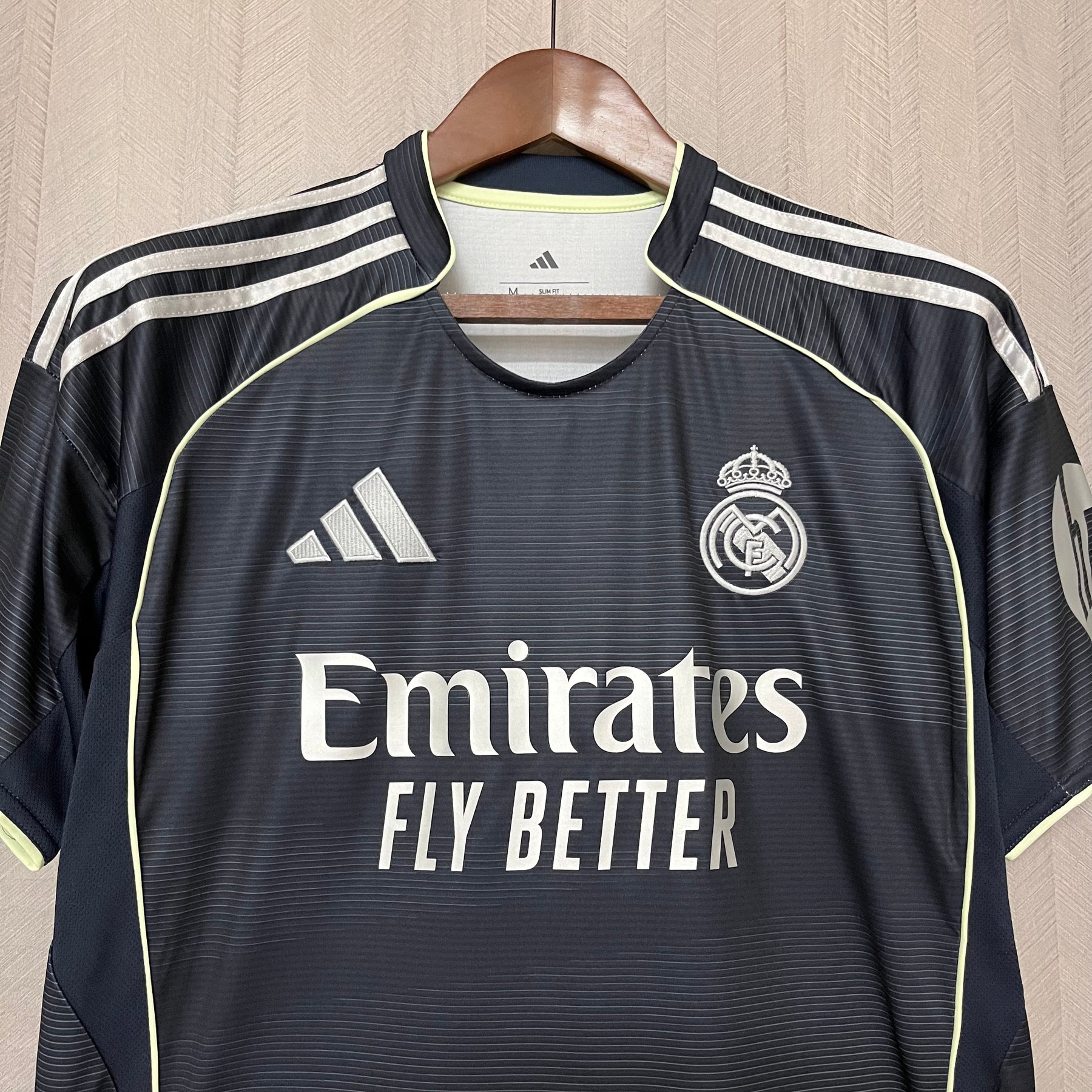 Camisa Real Madrid Away 2025/26