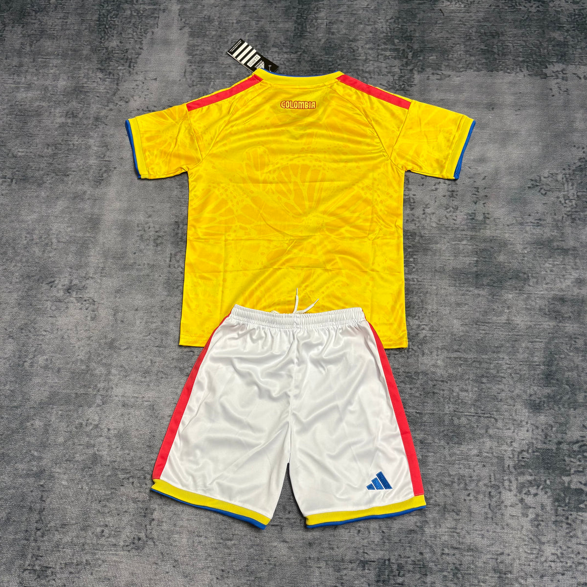 Kit Infantil Colômbia Home Copa 2026