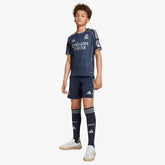 Kit Infantil do Real Madrid 2025/26 Away