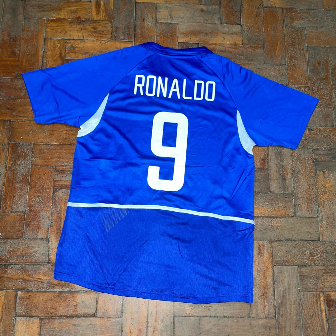 Camisa Brasil Away Retrô - 2002 Ronaldo Fenômeno - Pronta entrega