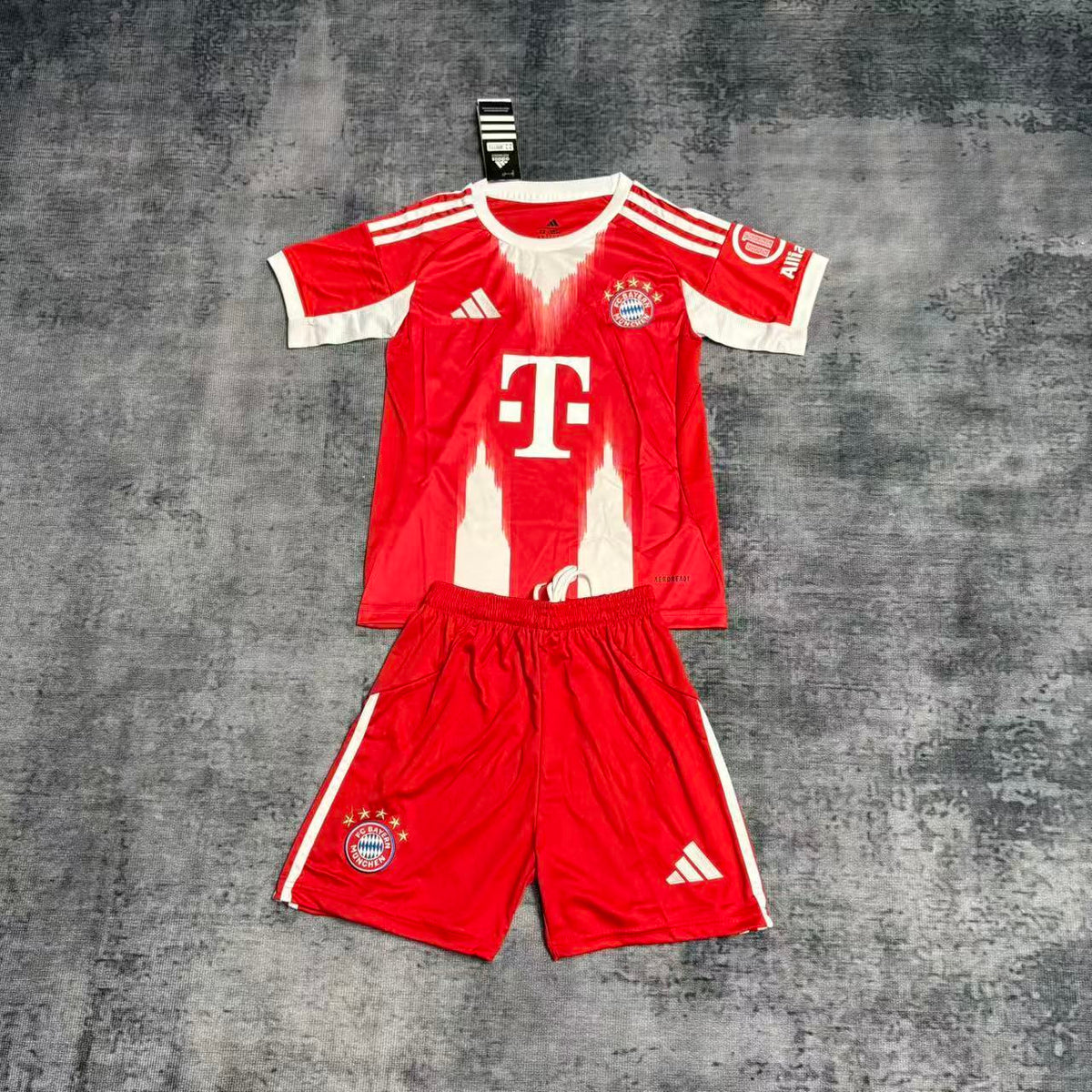 Kit Infantil do Bayern de Munique Home 2025/26