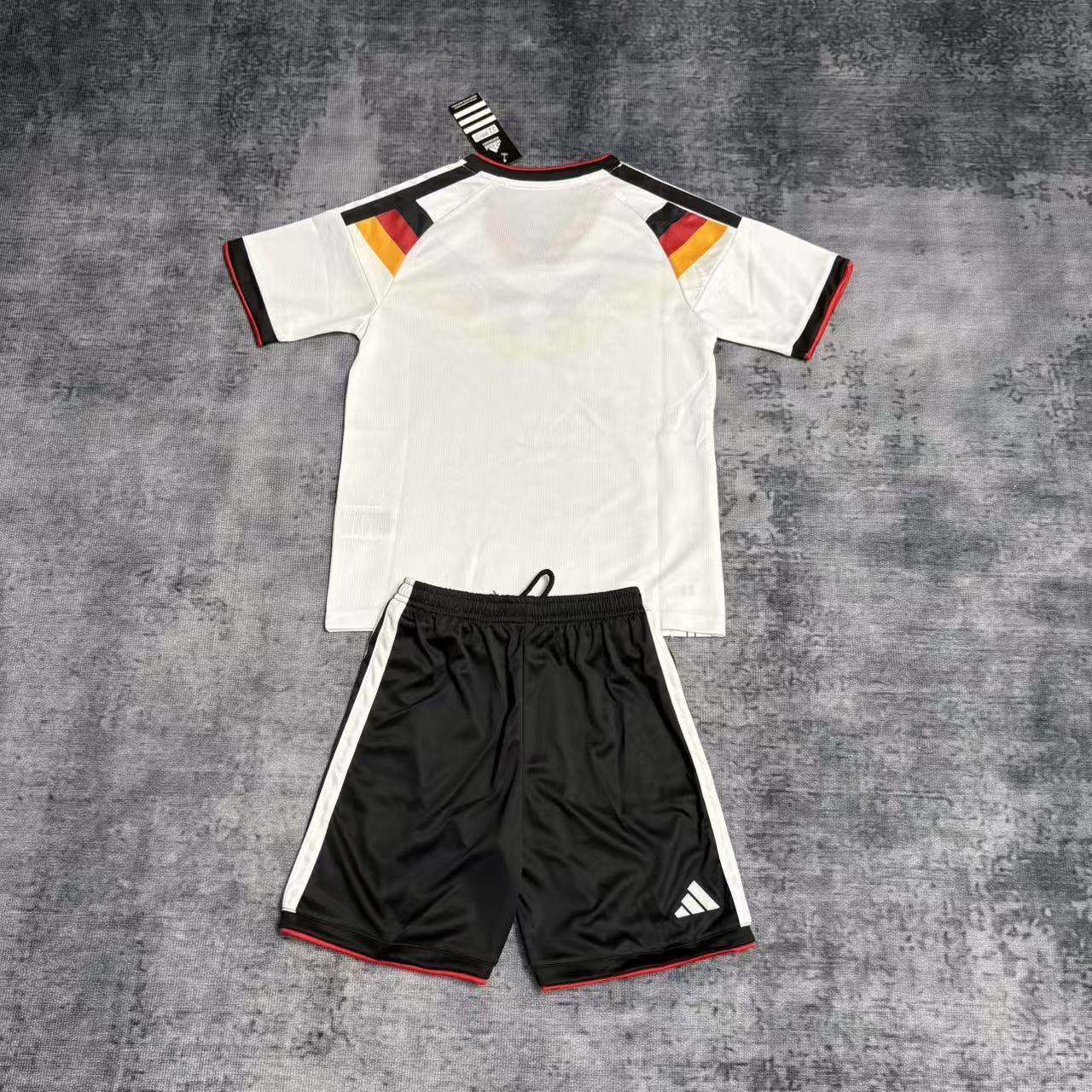 Kit Infantil Alemanha Home Copa 2026