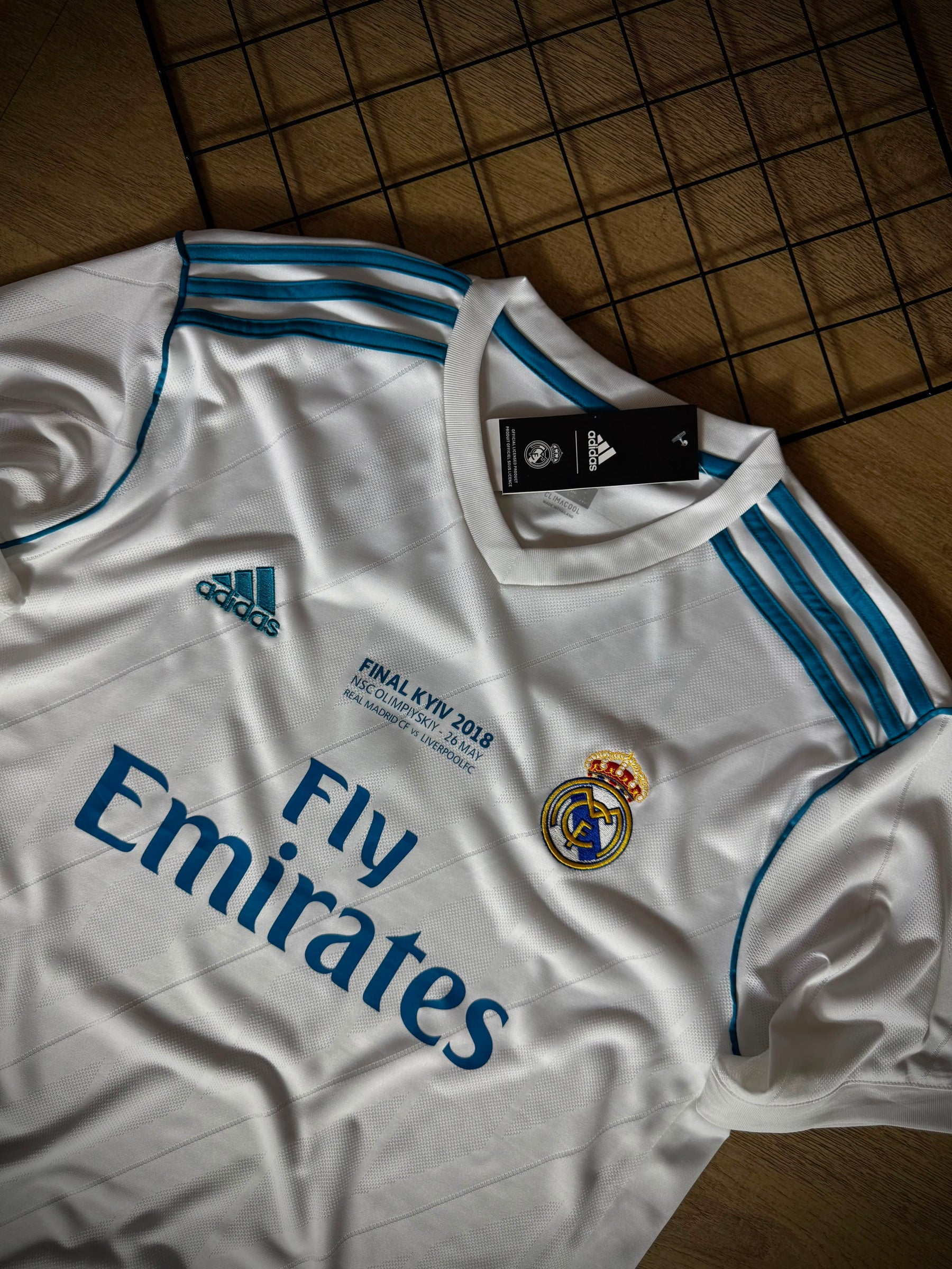 Camisa Real Madrid Retrô 2017 - Ronaldo 7 - Pronta entrega