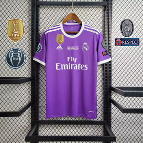 Camisa Retrô Real Madrid Away 2016/17 + Patches