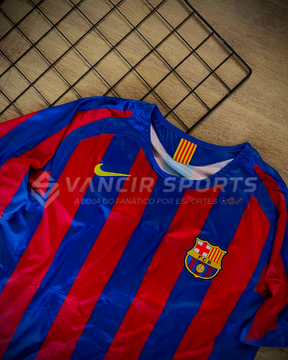 Camisa Barcelona Home Retrô 2005 - Ronaldinho - Pronta entrega