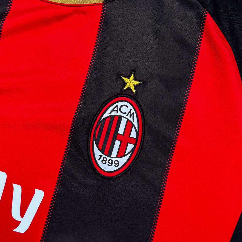Camisa Retrô AC Milan 2010/11 Home