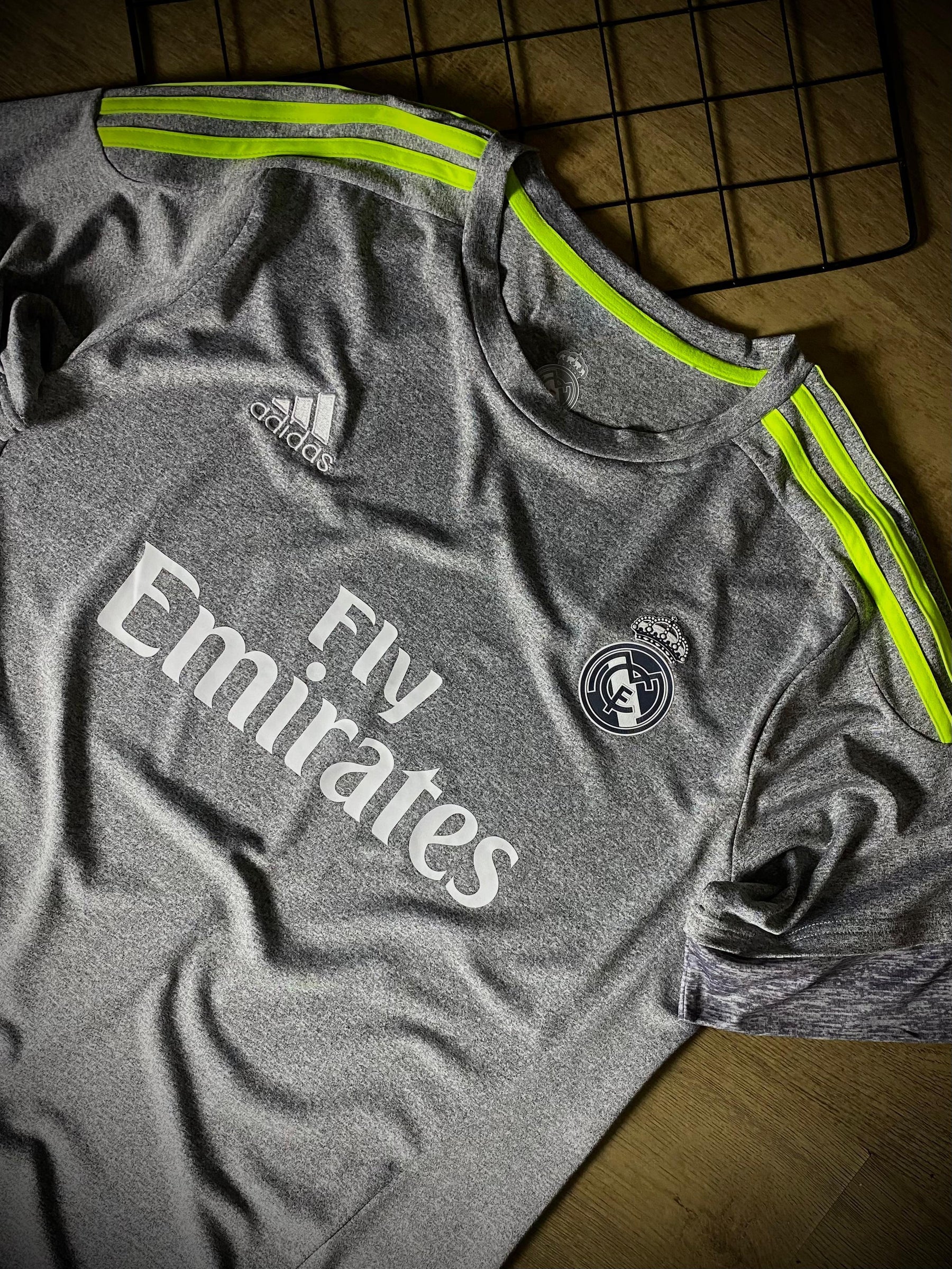 Camisa Real Madrid Retrô Away 2015/16 - Pronta entrega