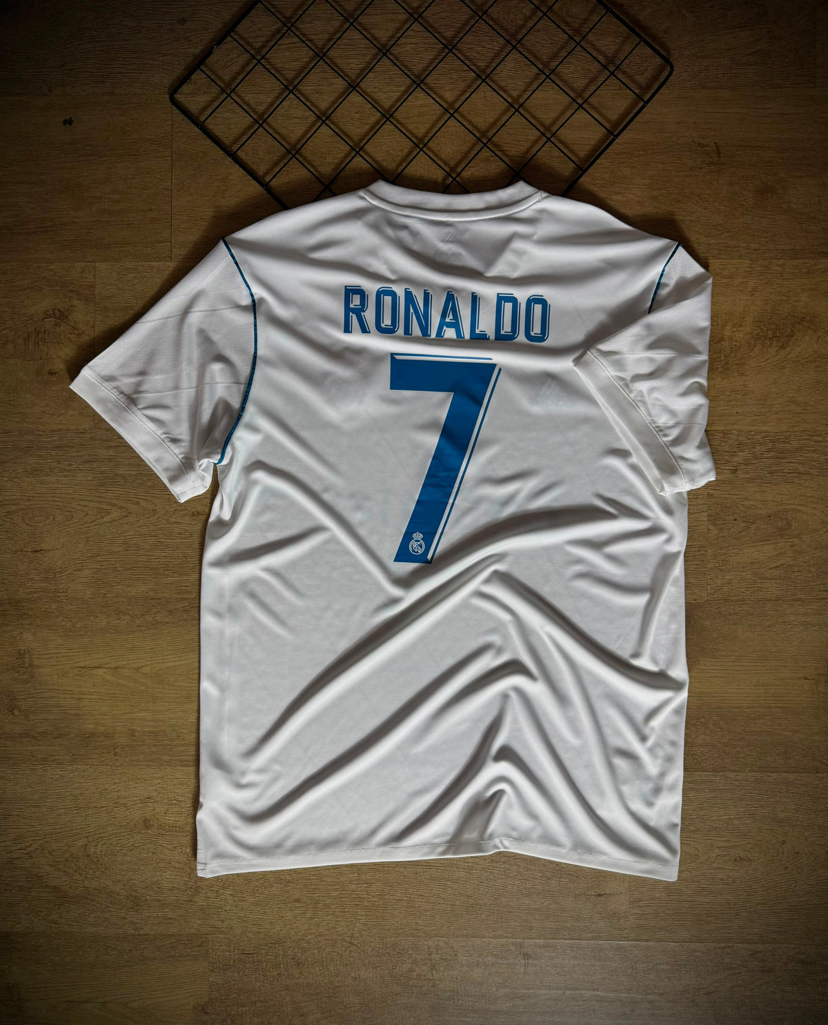 Camisa Real Madrid Retrô 2017 - Ronaldo 7 - Pronta entrega