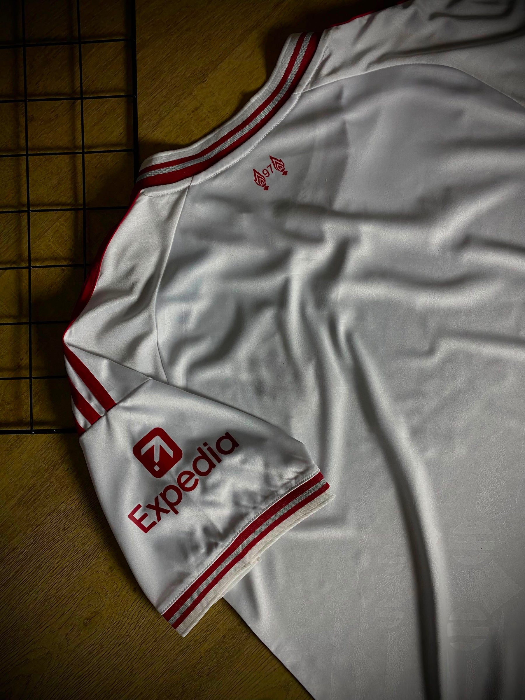 Camisa Liverpool Away 2026/27 - Pronta entrega