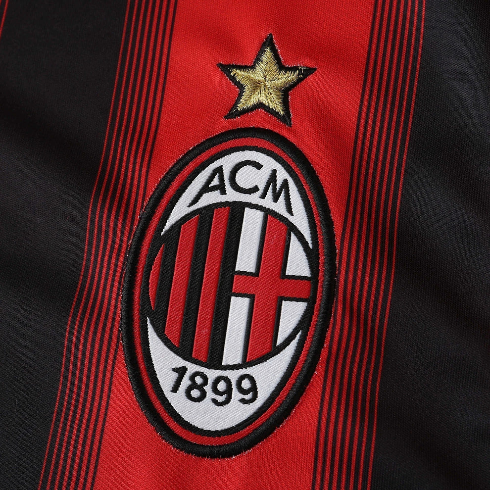 Camisa Retrô AC Milan 2004/05 Home